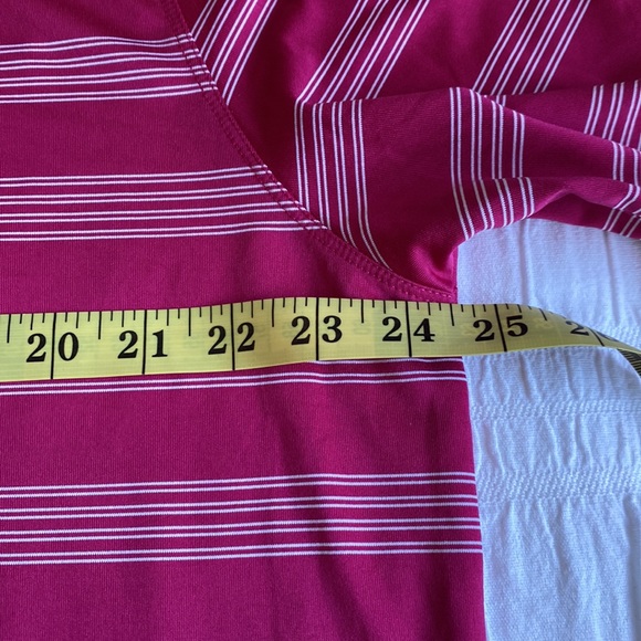 Nike Men’s Golf Tour Performance Dri Fit fuchsia & white striped shirt. XL - Picture 6 of 10
